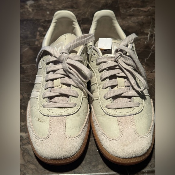 Adidas Samba Sneakers in Light Tan and Beige - Picture 5 of 17